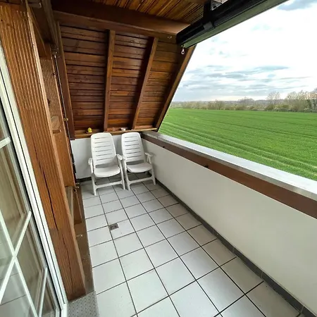 Grosszuegige Fuer Bis Zu 4 Personen Mit Balkon Апартаменты